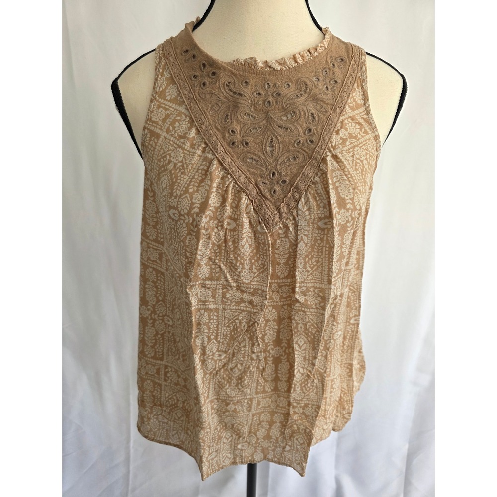 Maurices Boho Sleeveless Top Tan Paisley Eyelet Detail Womens M‎